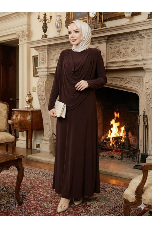 Kadın Sandy Lacivert Önü Degaje Detaylı Tesettür Elbise Kahve - 44
