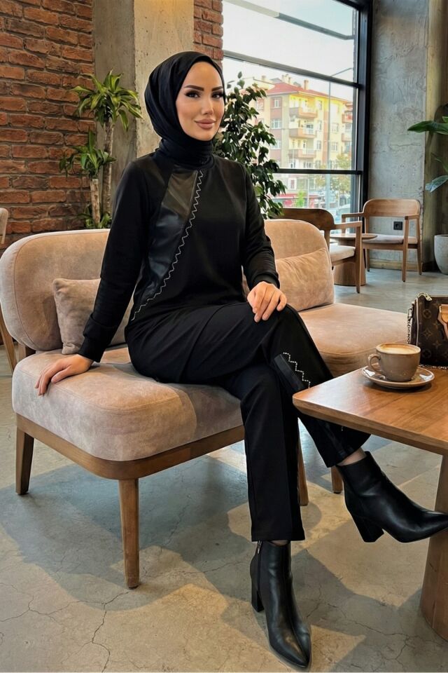 Kadın Pamuk Viskon Tunik Önünde Pantoon Paçada Deri ve Taş Detaylı İkili Tesettür Pantolonlu Takım Si̇yah - 44