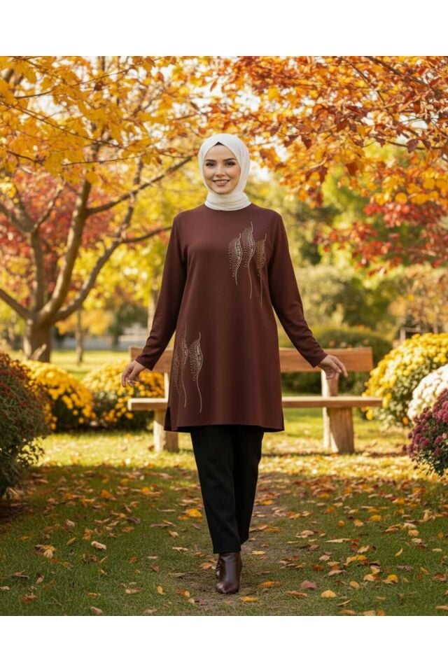 Kadın Kahve Kristal Pamuk Büyük Beden Önü Aplike ve DMS Taş detaylı Tesettür Tunik Kahve - 48
