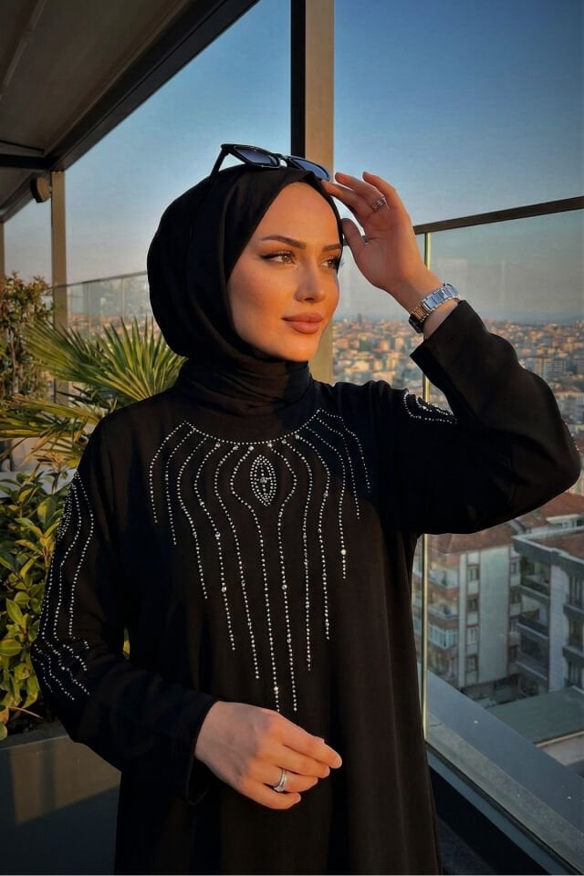 Kadın Sandy Lacivert Büyük Beden Boydan Abiye özel davet Önü Ve Kolları Taş Detaylı Tesettür Elbise Si̇yah - 42